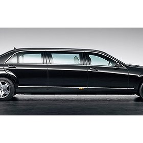 Mercedes Benz E Class Stretched Limousine: Le Tour Berlin